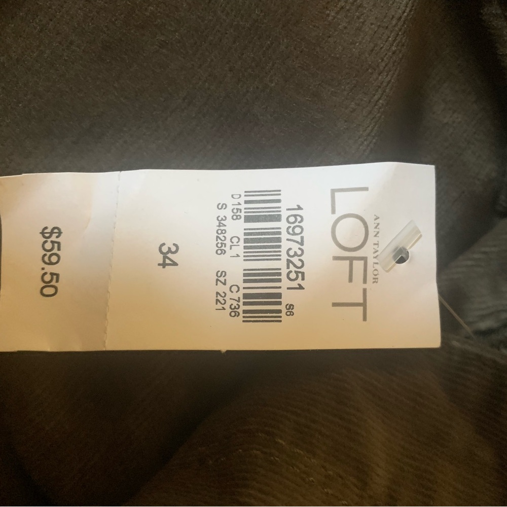Loft corduroy pants/jeans. BNWT. Size 18/34 curvy. PRICE DROP - Picture 3 of 4